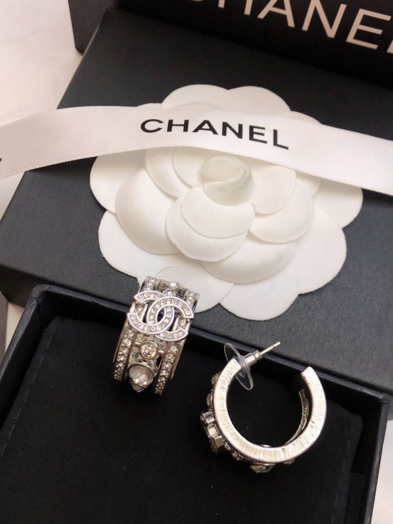 Ch**el earrings